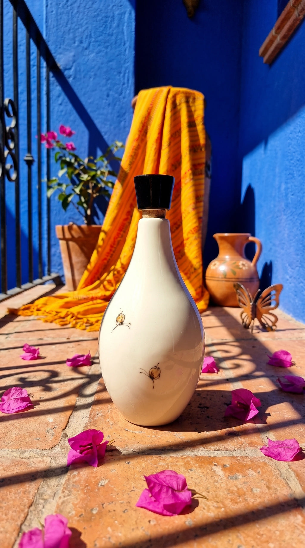 Mariposa Amarilla | Rain Decanter Set